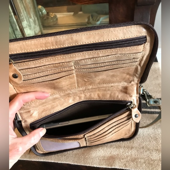 NWT Bed Stu TEMPLETON II Crossbody Wallet Wristlet Baby Blue Oats Rustic $185 - Picture 14 of 16